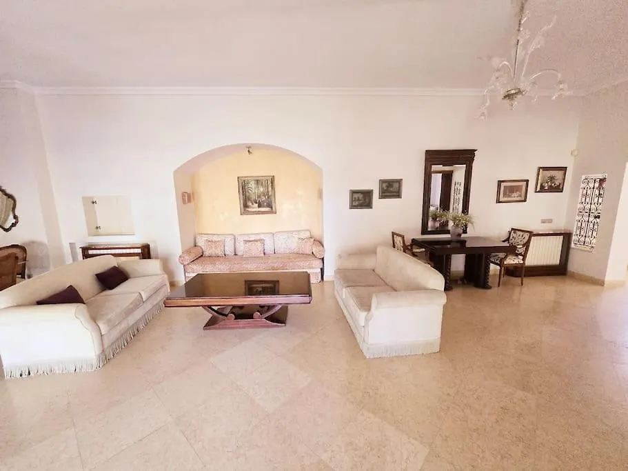 Villa L'Aeroport Ariana 0*,  Tunisia