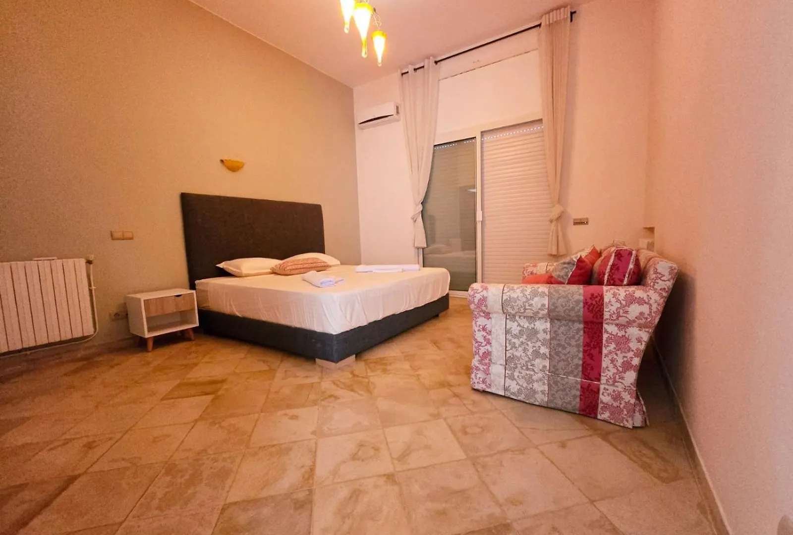 Villa L'Aeroport Ariana 0*,  Tunisia